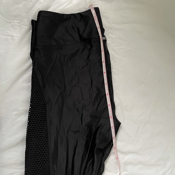 KORAL Women’s High Rise Mesh Side Panel Leggings Color-Black Size- Medium NWOT - Picture 11 of 15
